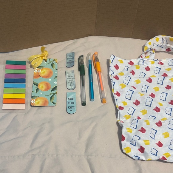 Bookish Bundle - Picture 1 of 5